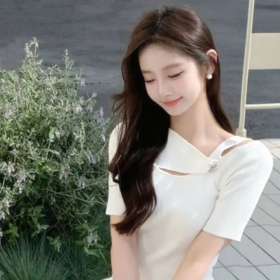 滚女揾老衬